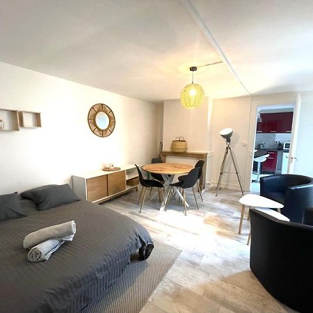 Ferienwohnung Le Victor Hugo Besançon Exterior foto